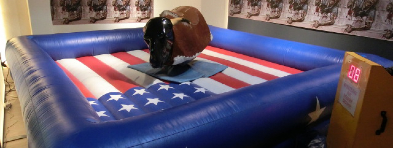 Bull-Riding Junger-Bulle Rodeo Mini-Rodeo