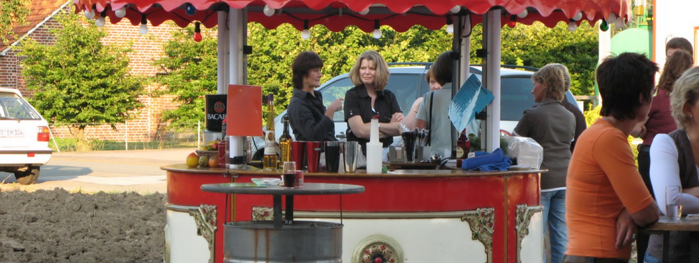 teloeken-event-gmbh-nostalgie-cocktailbar