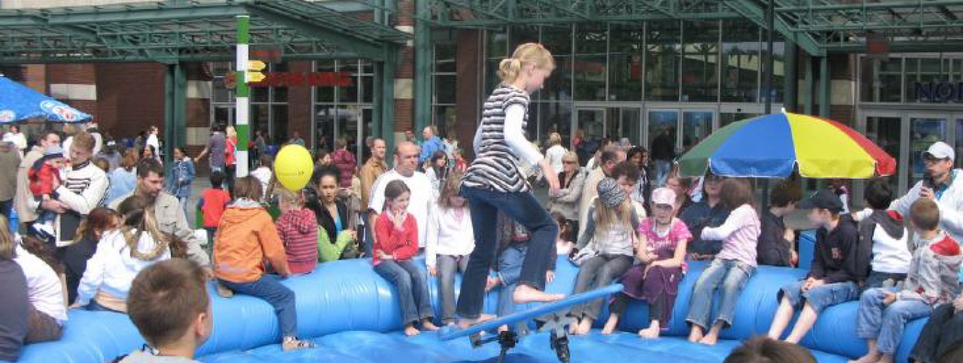 teloeken-event-gmbh-simulator-surfen3